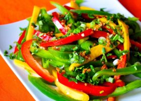 طريقة عمل سلطة فلفل الألوان