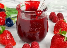 طريقة عمل صوص الفراولة