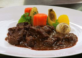 طريقة عمل كباب حلة