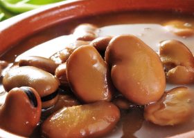 طريقة عمل الفول المدمس