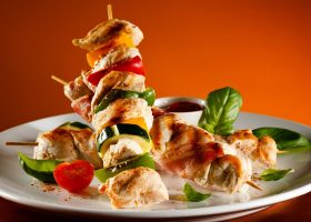 طريقة عمل شيش طاووق