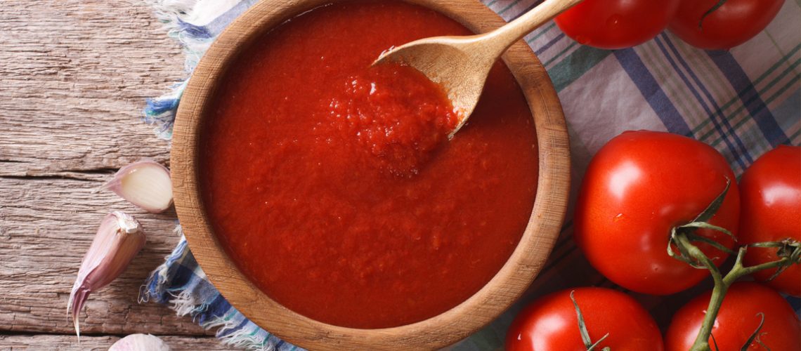 طريقة عمل صوص الطماطم بالريحان و الثوم