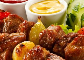 طريقة عمل مكعبات اللحم المشوية