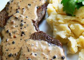 طريقة عمل بيكاتا بصوص البوافر