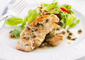 طريقة عمل شرائح بيكاتا الديك الرومي