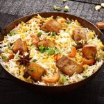 طريقة عمل الأرز بقطع السمك