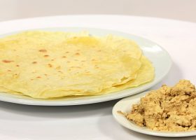 طريقة عمل الرقاق باللبن الرائب