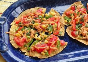 طريقة عمل بيتزا التورتيلا بالذرة والخضار