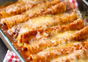 طريقة عمل الانشيلاده الحمراء