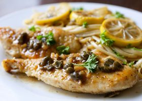 طريقة عمل صدور الدجاج بكريمة الخردل والليمون