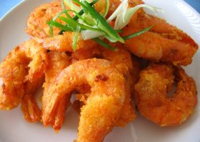 طريقة عمل جمبرى مقلى مع الجبن