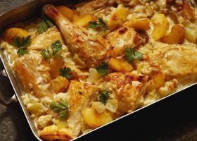 طريقة عمل صينية دجاج بالبطاطس