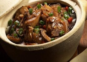 طريقة عمل طاجن اللحم بالزبادى