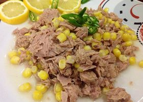 طريقة عمل سلطة الذرة و التونة