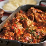 طريقة عمل طاجن أرانب مع الخضر