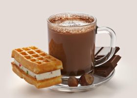 طريقة عمل الشكولاتة الساخنة بالبندق