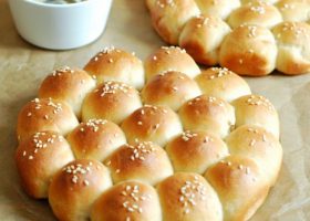 طريقة عمل عجينة خلية النحل