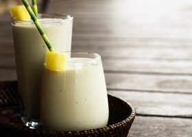 طريقة عمل سموثى بينا كولادا