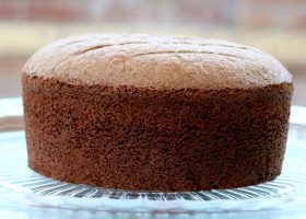 طريقة عمل كيك الشيكولاتة الأسفنجى