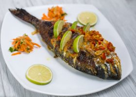 طريقة عمل سمك مشوى على الطريقة الهندية