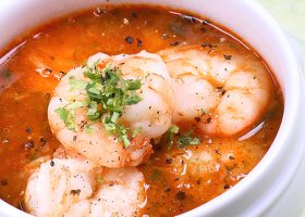 طريقة عمل شوربة الجمبرى بالتمر هندى