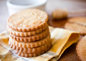 طريقة عمل بسكويت البهارات