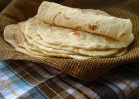 طريقة عمل الرقاق الطري