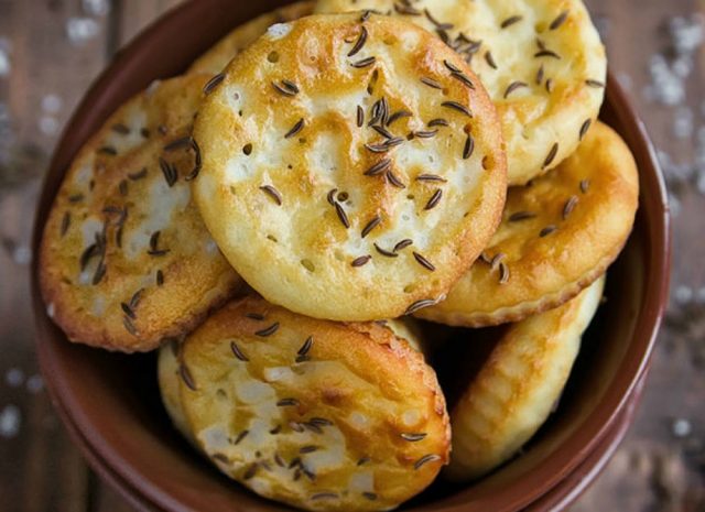 طريقة عمل بسكوت مالح