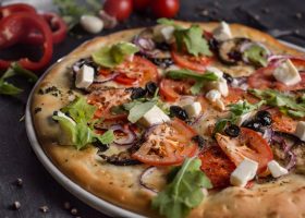 طريقة عمل بيتزا بالمشروم والتوفو