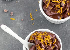 طريقة عمل مهلبية الشكولاتة بالبرتقال