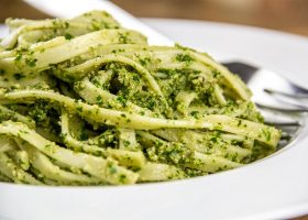 طريقة عمل فيتوتشينى باللبن والنعناع