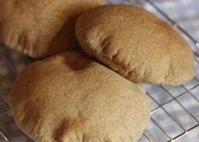 طريقة عمل العيش السن