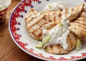 طريقة عمل البانية المشوي بالزبادي