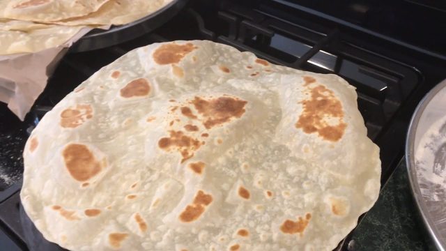 طريقة عمل الخبز المرحرح