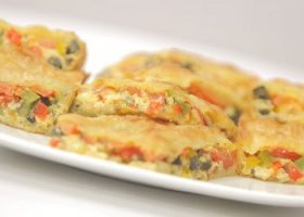 طريقة عمل جلاش بحشوة البيتزا