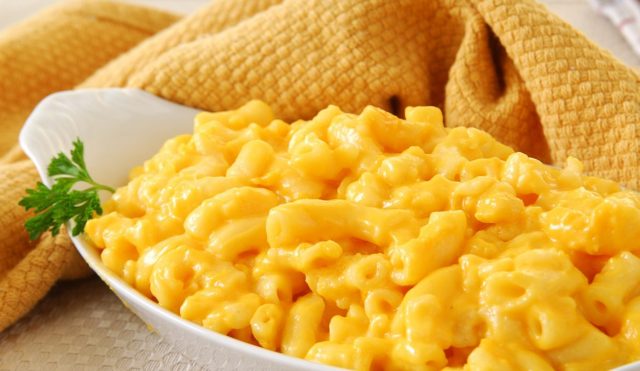 طريقة عمل مكرونة بالجبنة الشيدر