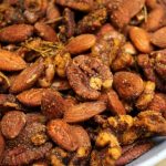 طريقة عمل مكسرات بالكارى