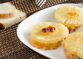 طريقة عمل خبز الأناناس