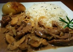 طريقة عمل بيف ستراجانوف