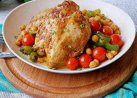 طريقة عمل صدور دجاج بالحمص