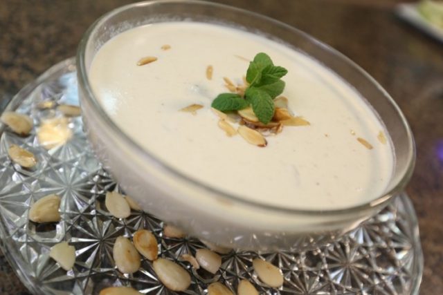 طريقة عمل شوربة اللوز