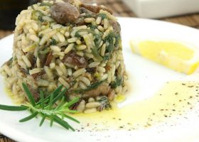 طريقة عمل الارز بالسبانخ