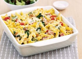 طريققة عمل مكرونة بالتونة والبشاميل