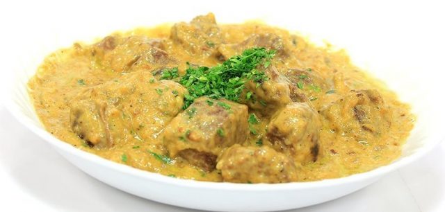 طريقة عمل لحم بالصلصة البيضاء