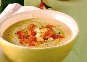 طريقة عمل شوربة الفاصوليا البيضاء بالجمبرى