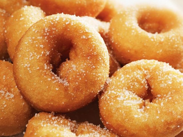 طريقة عمل فطائر البمبلونى