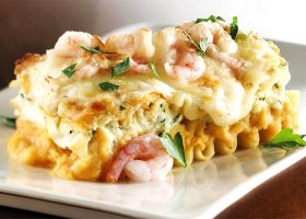 طريقة عمل لازانيا فواكة البحر