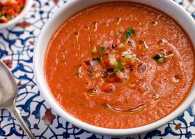 طريقة عمل شوربة الجازباتشو