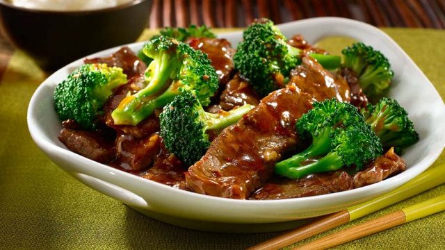 طريقة عمل اللحمة بالبروكلي