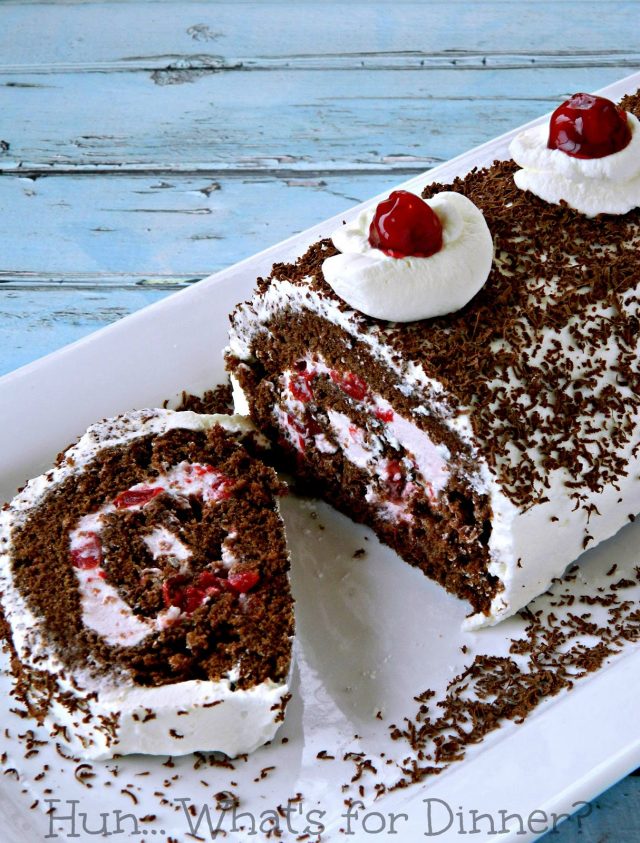 طريقة عمل سويسرول بلاك فورست